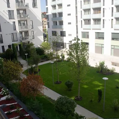 Cherr Apartment