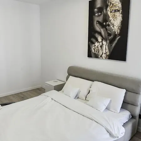 Cherr Apartament *