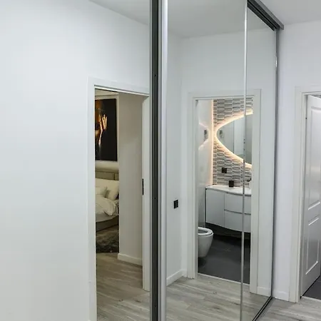 Cherr Apartment *