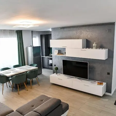 Apartment Cherr